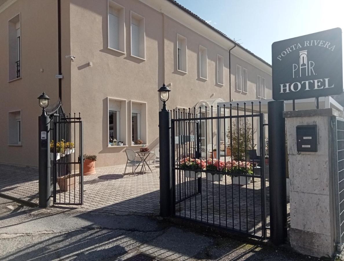 Hotel Porta Rivera 라킬라 외부 사진